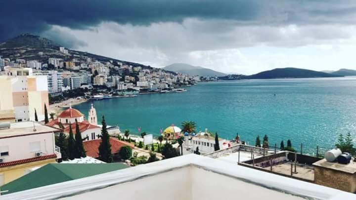 Seaview Apartment Detjoni ساراندا المظهر الخارجي الصورة